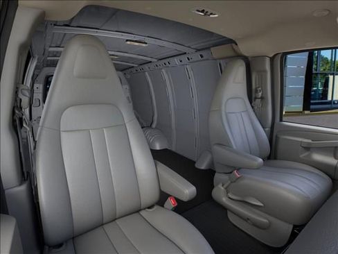 New 2026 GMC Savana 2500 image 16