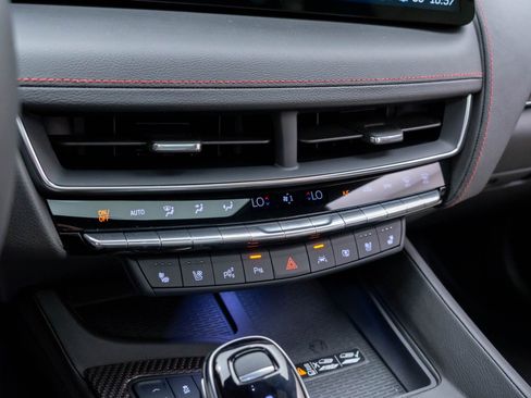New 2026 Cadillac CT5 V AWD/4WD image 27