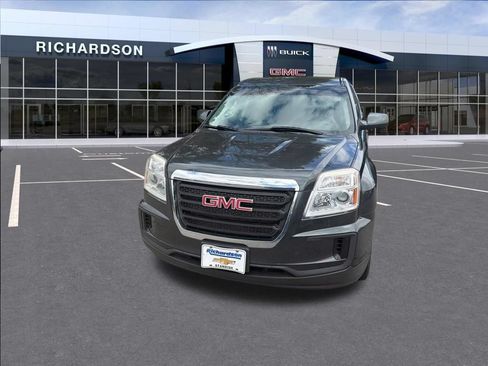 Used 2017 GMC Terrain SLE FWD image 4