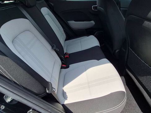 Certified 2023 Hyundai Venue SEL FWD image 27
