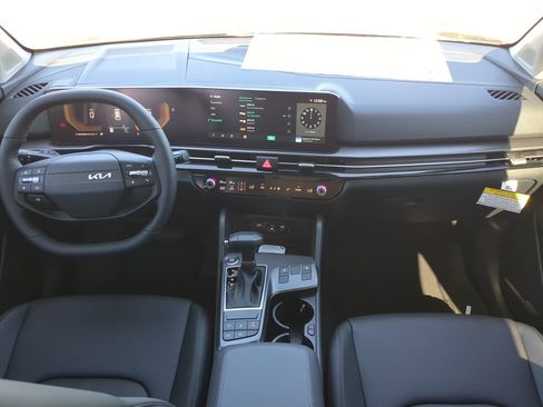 New 2026 Kia Sportage EX image 14