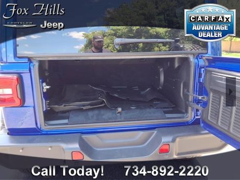 Used 2020 Jeep Wrangler Unlimited Sahara AWD/4WD image 10