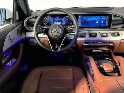 Used 2024 Mercedes-Benz GLE 450 4MATIC image 6