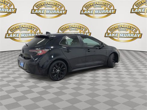Used 2022 Toyota Corolla SE image 3