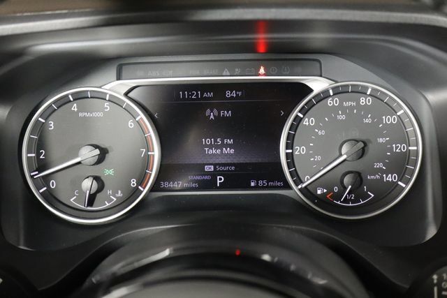 Used 2023 Nissan Rogue SL FWD image 11