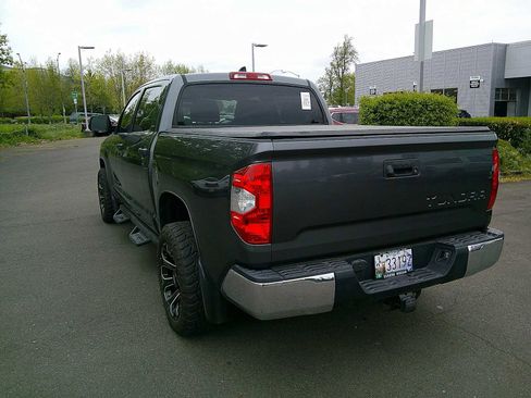 Used 2020 Toyota Tundra SR5 w/ SR5 Upgrade Package RWD image 3