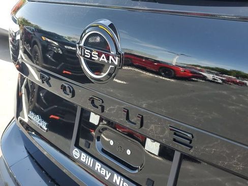 New 2026 Nissan Rogue Dark Armor AWD/4WD image 6