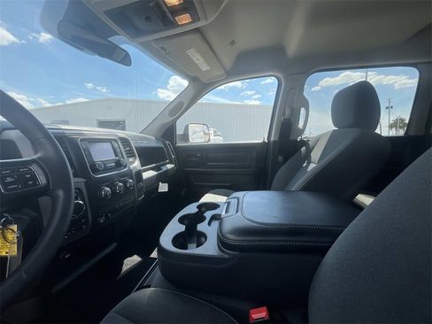 Used 2024 RAM 1500 Tradesman w/ Tradesman SXT Package image 10