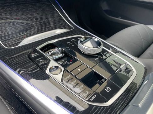 Used 2023 BMW X7 M60i w/ Executive Package image 22