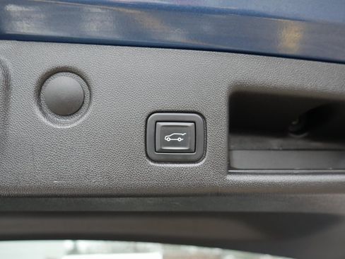 Used 2024 Chevrolet Equinox LT image 28