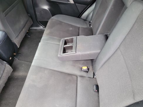 Used 2017 Toyota RAV4 XLE w/ Carpet Mat Package image 13