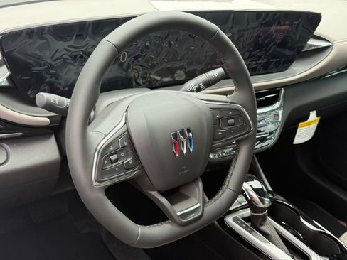 New 2026 Buick Envista Avenir FWD image 15