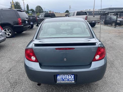 Used 2005 Chevrolet Cobalt LS w/ Preferred Equipment Group FWD image 3
