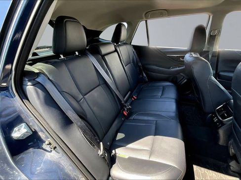 Used 2025 Subaru Outback Limited AWD/4WD image 21