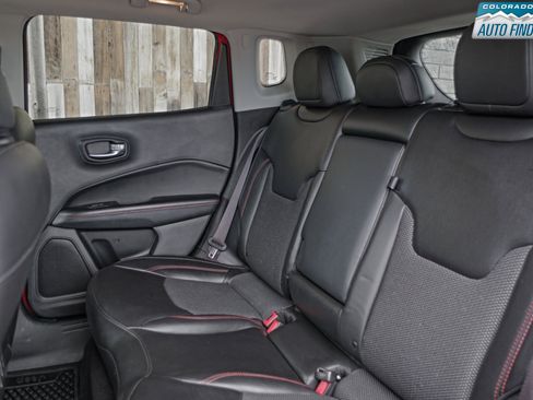 Used 2020 Jeep Compass Trailhawk image 24