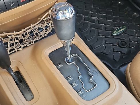 Used 2013 Jeep Wrangler Unlimited Sahara w/ Dual Top Group image 12