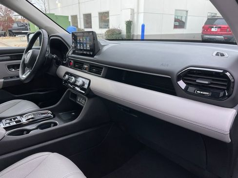 Certified 2023 Honda Pilot Elite image 33