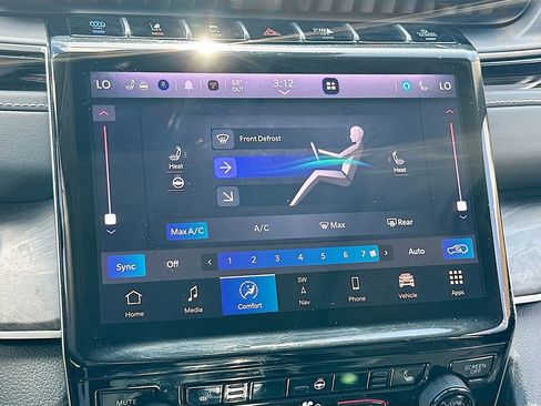 Used 2024 Jeep Grand Cherokee Limited 4xe image 16