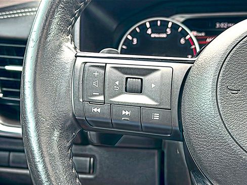 Used 2021 Nissan Rogue SL FWD image 30