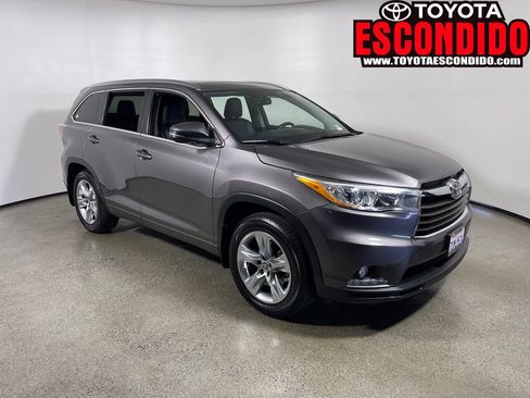 Used 2016 Toyota Highlander Limited Platinum AWD/4WD image 1