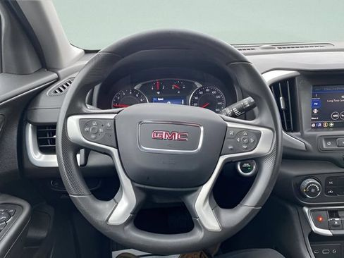 Used 2024 GMC Terrain SLE AWD/4WD image 12