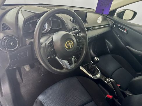 Used 2016 Scion iA Base image 9