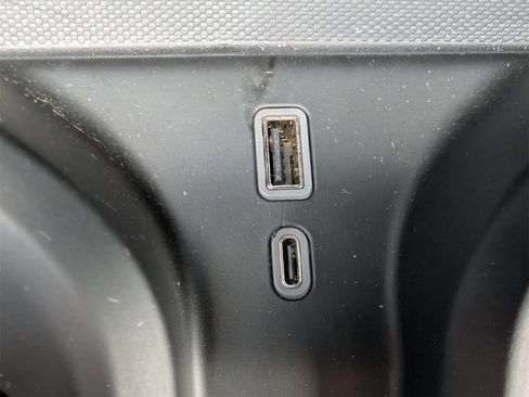 Used 2025 GMC Sierra 1500 AT4 w/ AT4 Premium Package image 21