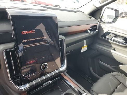 New 2026 GMC Yukon XL Denali image 26