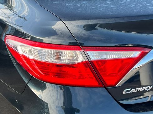 Used 2015 Toyota Camry LE FWD image 20
