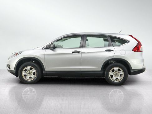 Used 2016 Honda CR-V LX image 2