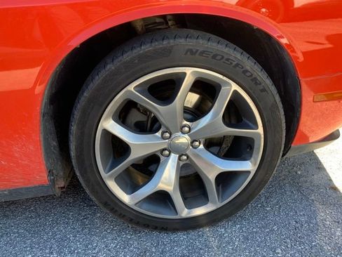 Used 2016 Dodge Challenger SXT Plus image 27