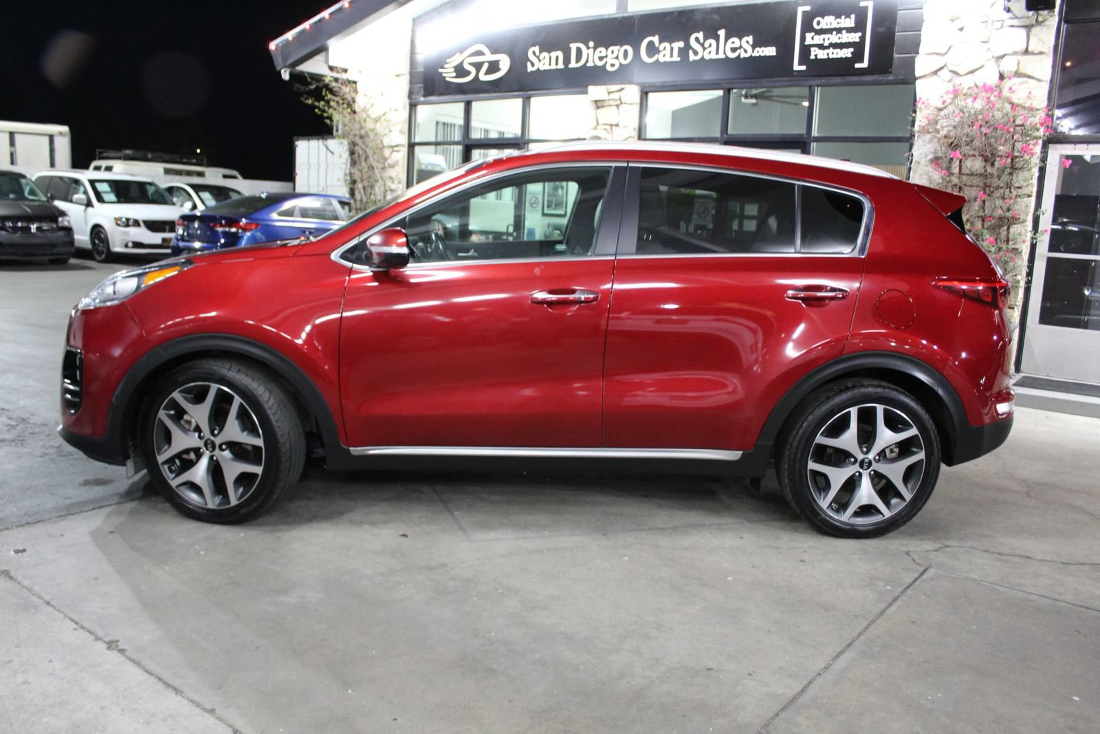 Used 2017 Kia Sportage SX FWD image 2
