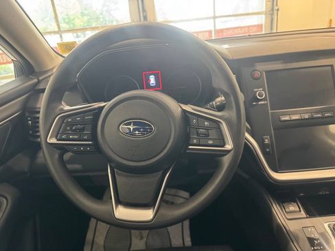 Used 2024 Subaru Outback AWD/4WD image 6