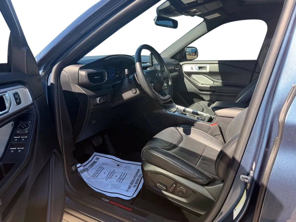 Used 2020 Ford Explorer ST w/ Premium Technology Package AWD/4WD image 11