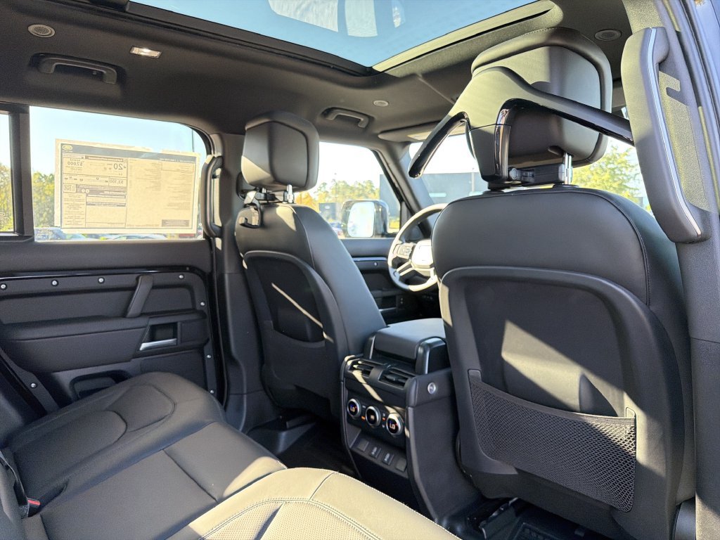 New 2026 Land Rover Defender 110 S AWD/4WD image 14