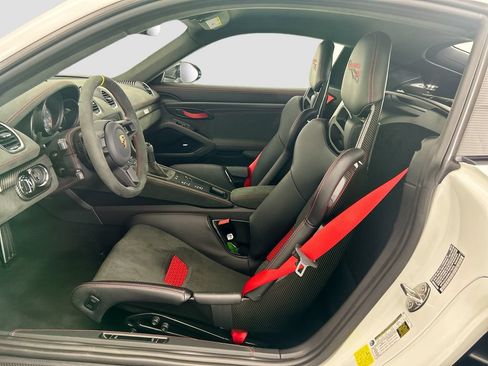 Certified 2024 Porsche 718 Cayman GT4 RS RWD image 5