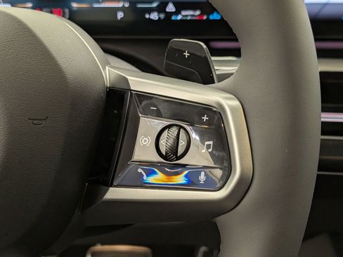 New 2026 BMW 530i xDrive w/ M Sport Package AWD/4WD image 22