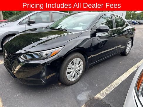 Certified 2024 Nissan Sentra S FWD image 2