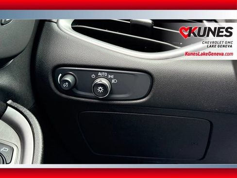 Used 2025 Chevrolet Malibu LT FWD image 42
