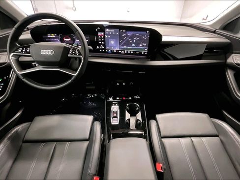Certified 2025 Audi Q6 e-tron Premium Plus w/ Premium Plus AWD/4WD image 15