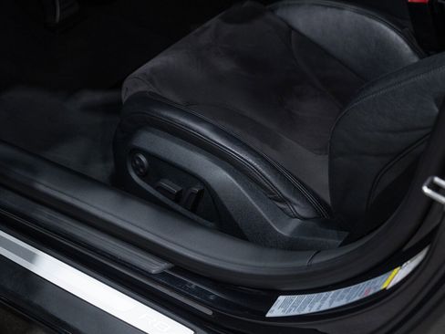 Used 2012 Audi R8 V8 image 25