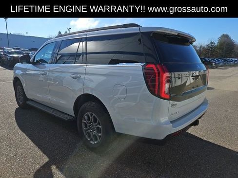 Used 2025 Ford Expedition Active AWD/4WD image 5