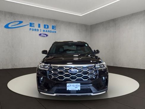 New 2026 Ford Explorer Platinum AWD/4WD image 2