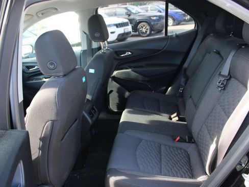Used 2019 Chevrolet Equinox LT FWD image 15