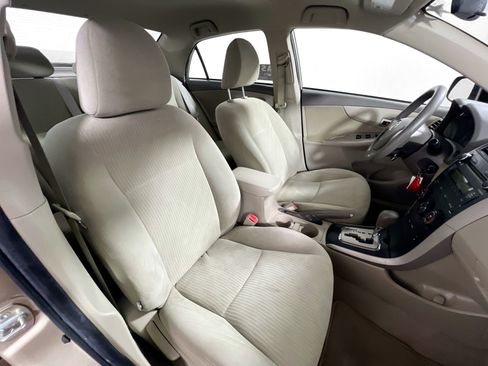 Used 2010 Toyota Corolla LE FWD image 29