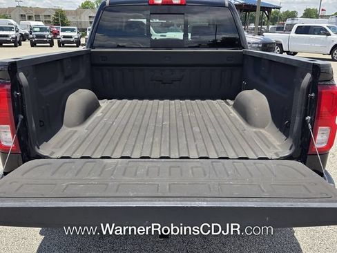 Used 2018 Chevrolet Silverado 1500 LTZ Z71 AWD/4WD image 14