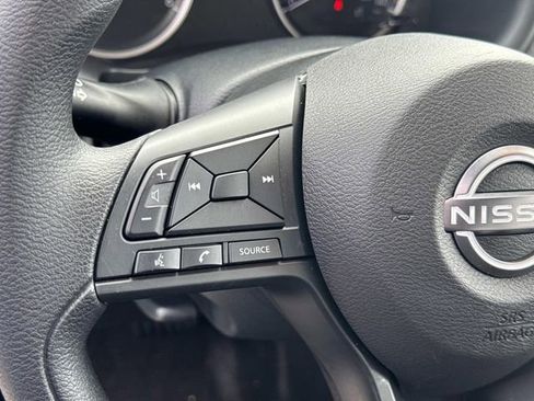 Certified 2025 Nissan Kicks Play S FWD image 29
