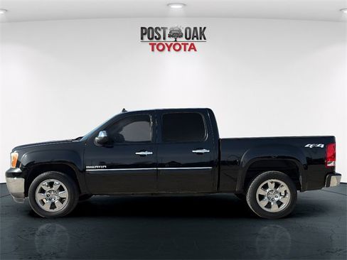 Used 2011 GMC Sierra 1500 SLE w/ Regional Value Package image 4