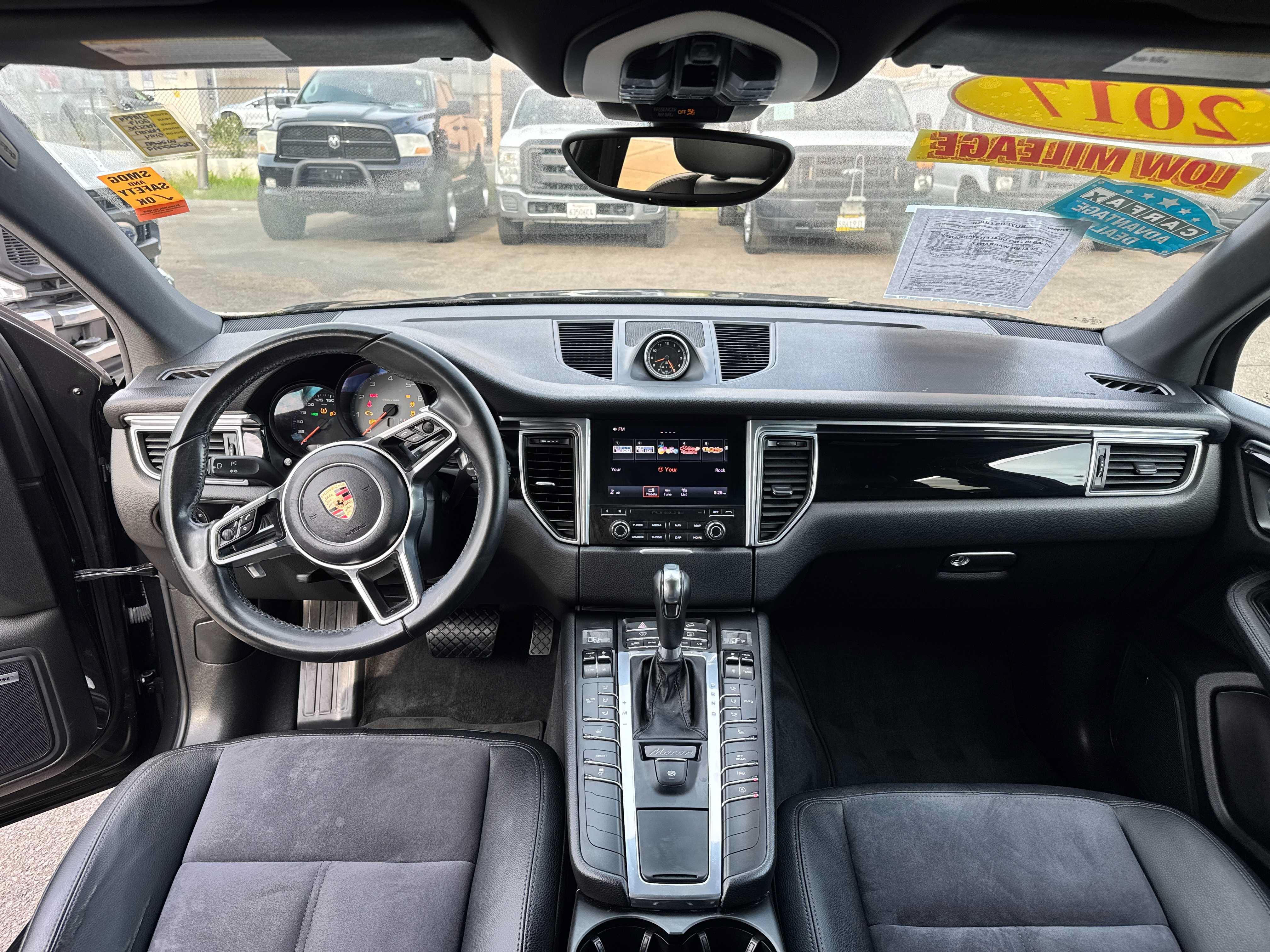Used 2017 Porsche Macan S AWD/4WD image 17