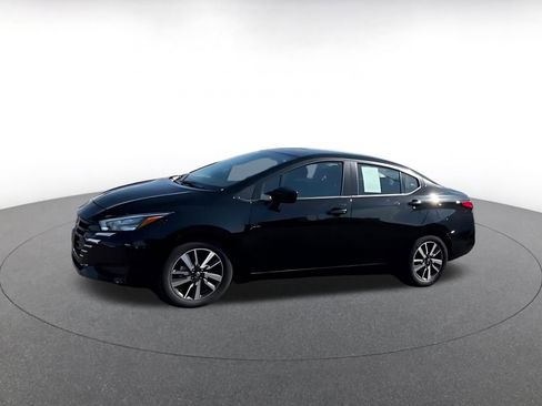 Used 2025 Nissan Versa SV FWD image 8